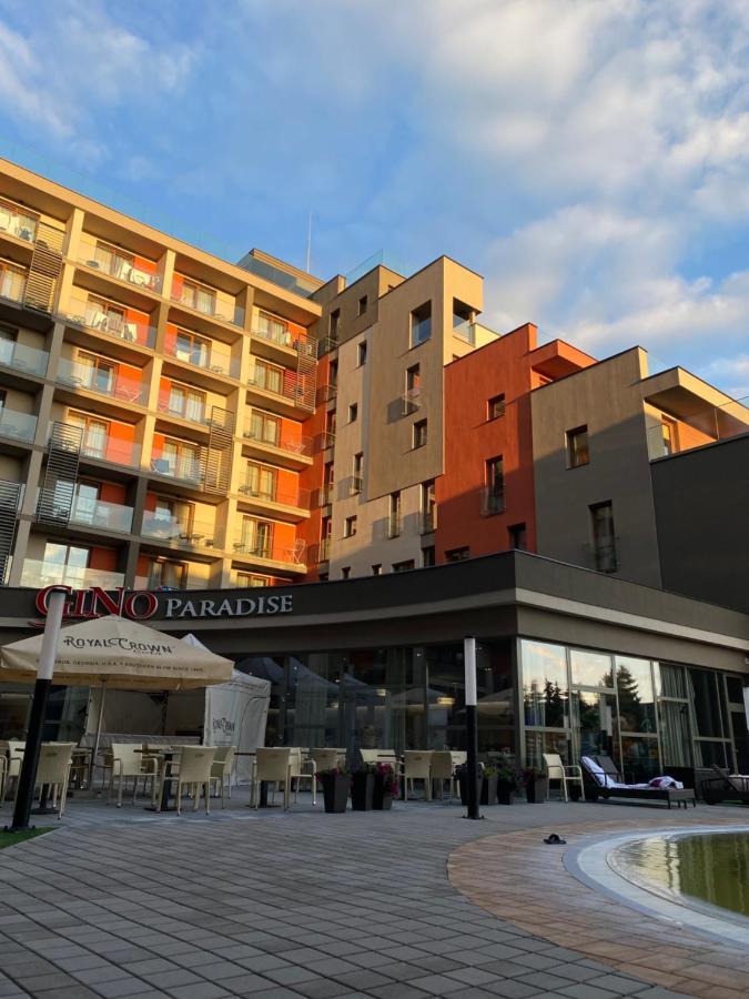 Apartman Gold Akvamarin Bešeňová 外观 照片